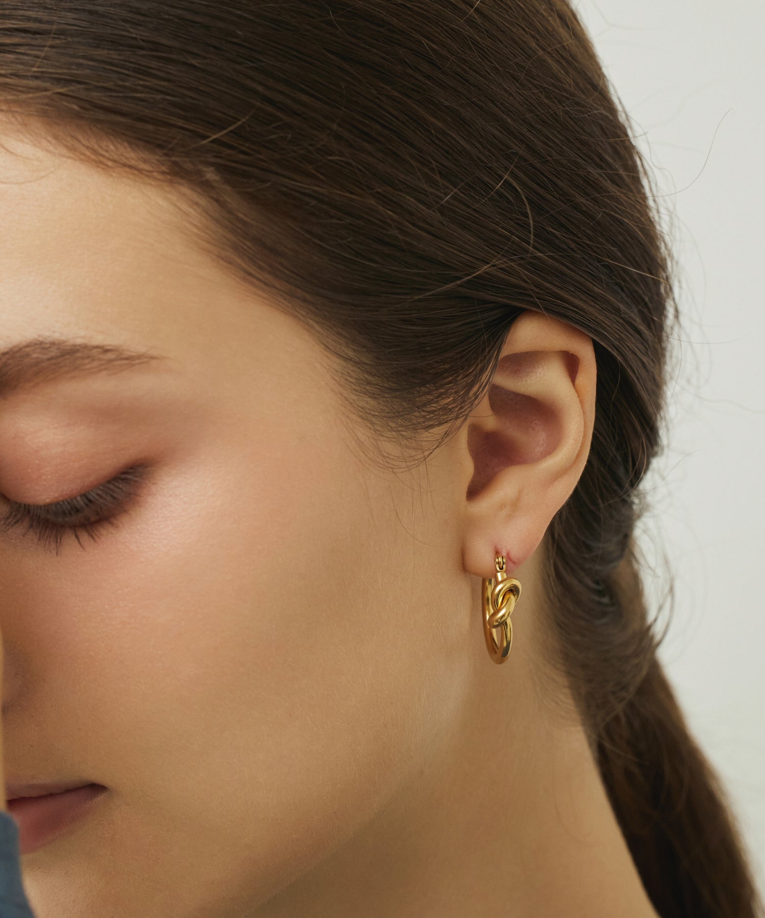 ゴールド]ノットフープピアス