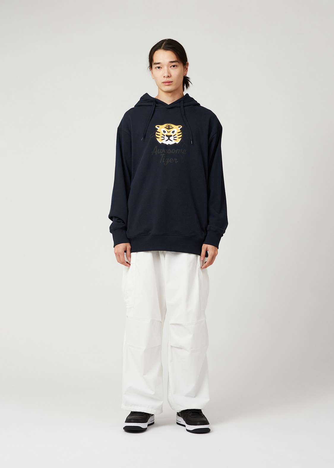 オーサムタイガー スレッズ｜裏毛パーカー｜ユニセックス｜グラニフ