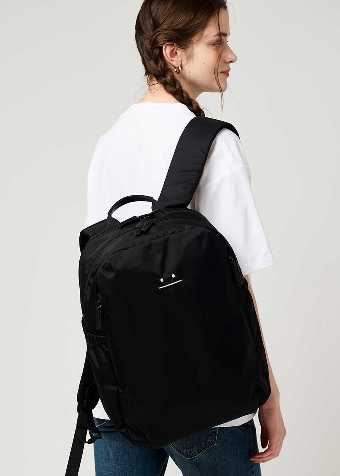 ビューティフルシャドークリーチャー｜無重力リュック｜ユニセックス