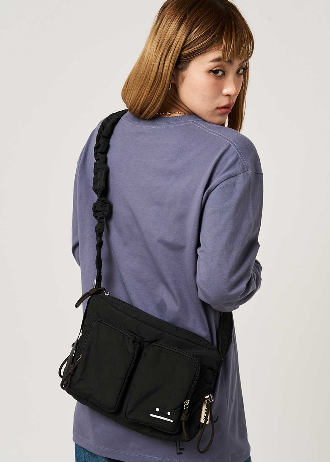 ビューティフルシャドー｜ギャザークロスショルダーバッグ｜ユニ