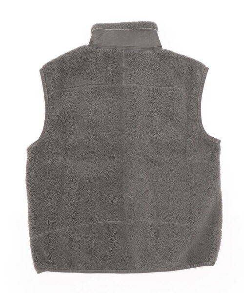 sisii（シシ）の「Sisii | ジップアップ ムートンベスト MEN（その他