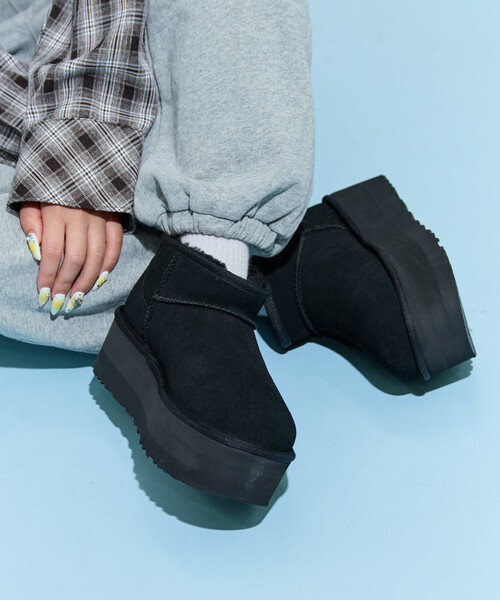 限定展開 UGG/アグ W CLASSIC ULTRA MINI PLATFORM/クラシック