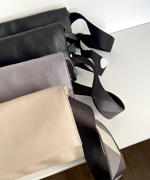 セール】《本革/470g》ワイドテープショルダーバッグ/ボディバッグ