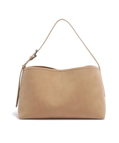 ETRE TOKYO（エトレトウキョウ）の「ナローショルダーランドスケープ