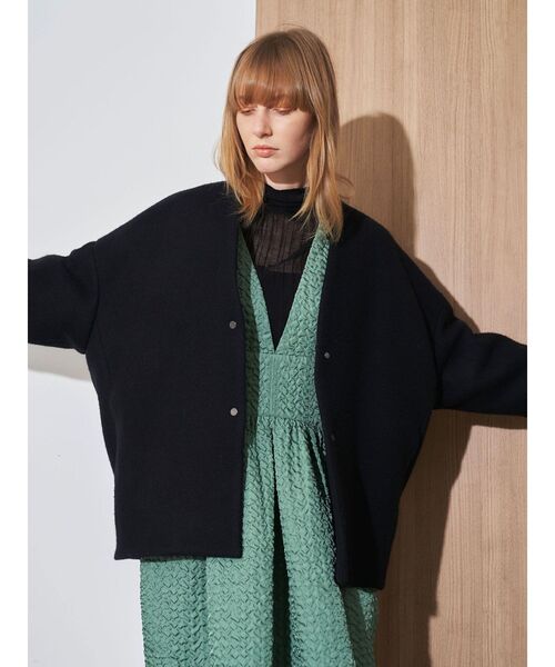 ELENDEEK（エレンディーク）の「フォルムショートウールコート（ノー
