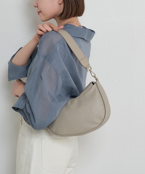 russet（ラシット）の「WEB限定 ハーフムーン2wayショルダーバッグ