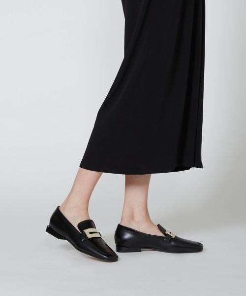 PELLICO（ペリーコ）の「CLIO アネッリフィッビア ローファー 1.0cm