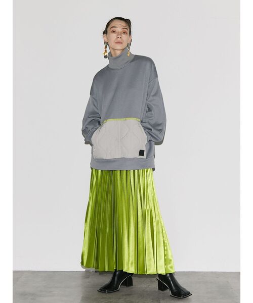 UN3D.（アンスリード）の「キルティングドッキングスウェット