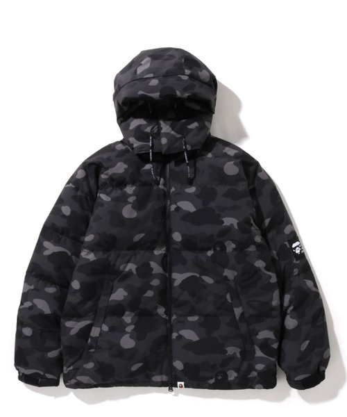 A BATHING APE（アベイシングエイプ）の「COLOR CAMO RELAXED FIT DOWN