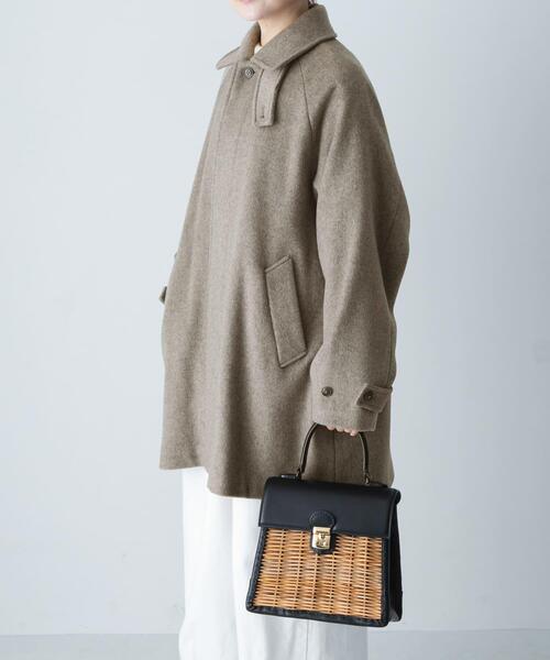 かぐれ（カグレ）の「ウールバックタックショートコート（ステンカラー