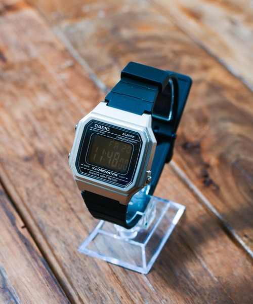 60】【CASIO】クラシックスクエア デジタル【海外モデル】（デジタル