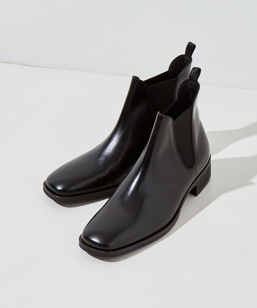 alfredoBANNISTER（アルフレッドバニスター）の「スクエアトゥ