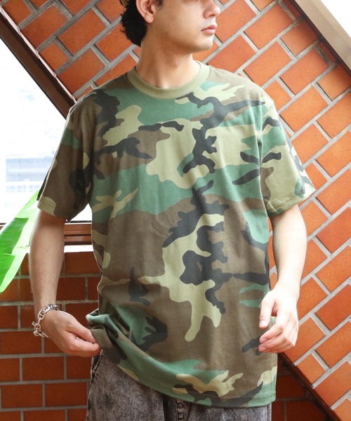 Supreme （シュプリーム）の「[国内即発] SUPREME NAN GOLDIN KIM IN