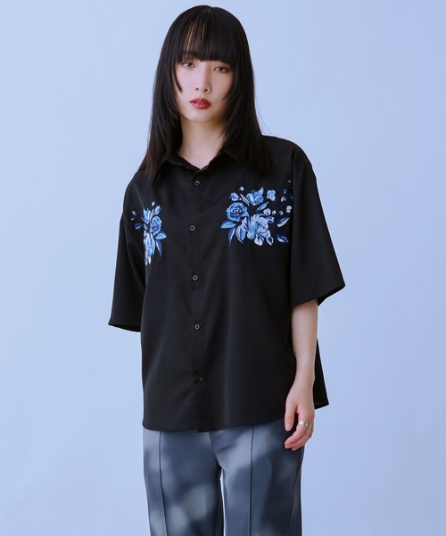 Ellno Loset（エルノロゼット）の「とろみフラワー刺繍シャツ（シャツ