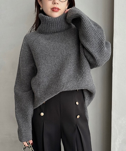 anuans（アニュアンス）の「ウールカシミヤラグランタートルニットプル