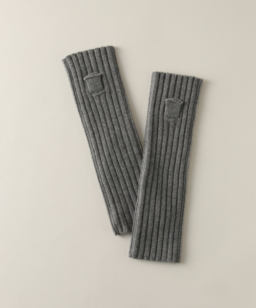 Deuxieme Classe（ドゥーズィエムクラス）の「アーム ウォーマー