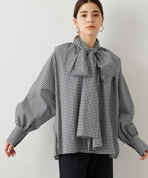 Whim Gazette（ウィムガゼット）の「ギンガムチェックボウタイブラウス