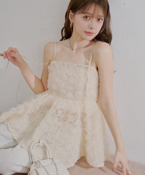 Chico（チコ）の「【SALON by Chico】ローズチュールペプラムブラウス