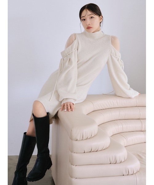 SNIDEL（スナイデル）の「シースルーショルダーミニニットワンピース