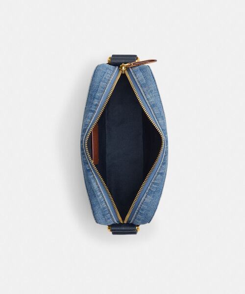 COACH（コーチ）の「カーゴ カメラ バッグ（ショルダーバッグ）」 - WEAR