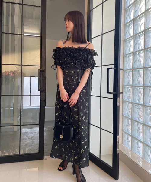 SNIDEL（スナイデル）の「【WEB限定サイズあり】ボリュームラッフル