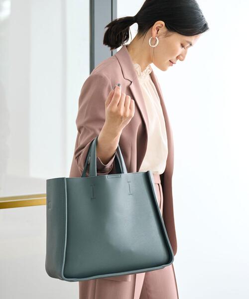 green label relaxing（グリーンレーベルリラクシング）の「A4 WIDE