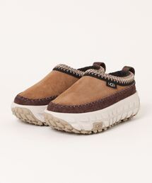 UGG（アグ）の「UGG FLUFF YOU / アグ フラッフ ユウ（サンダル）」 - WEAR