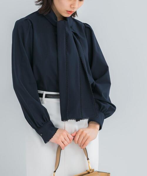 セール】『WEB/一部店舗限定』トリミングボウタイブラウス（シャツ