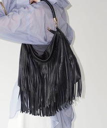 メンズのショルダーバッグ（ブラック/黒色系・フリンジ）ファッション