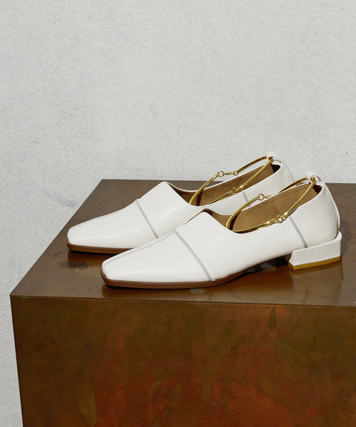 追加》GRISEレザースクエアクロスシームアンクルフラット（その他