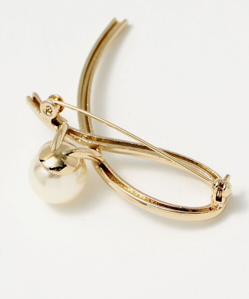 メタルライン＆フェイクパール ブローチ（ブローチ/コサージュ