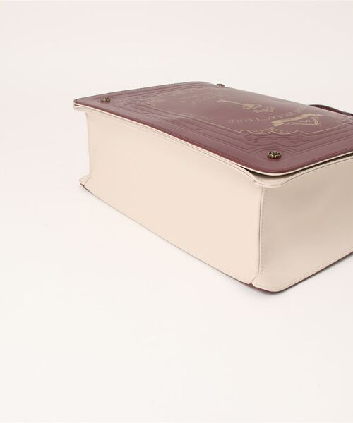 axes femme（アクシーズファム）の「洋書風デザインサッチェル