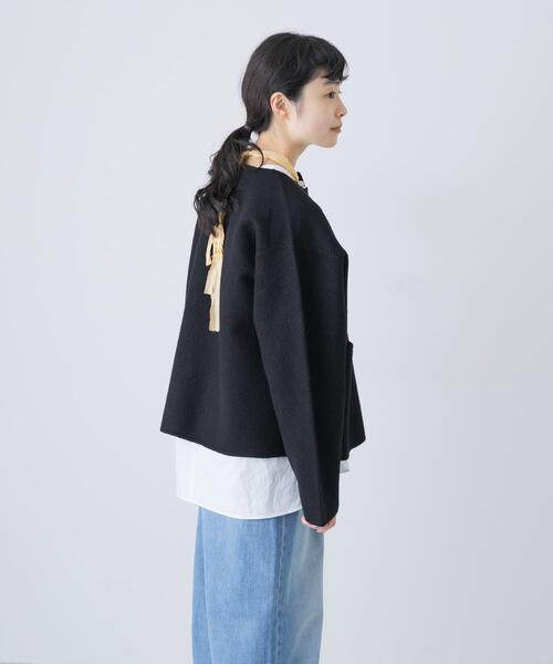 かぐれ（カグレ）の「圧縮ウールショートジャケット（ノーカラー