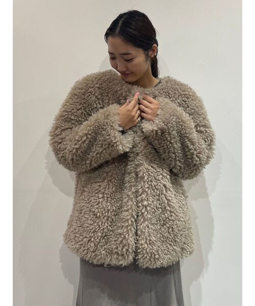 LAGUNAMOON（ラグナムーン）の「ノーカラーフェイクファーコート