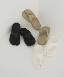 CLANE（クラネ）の「CURVED DESIGN SANDALS（サンダル）」 - WEAR