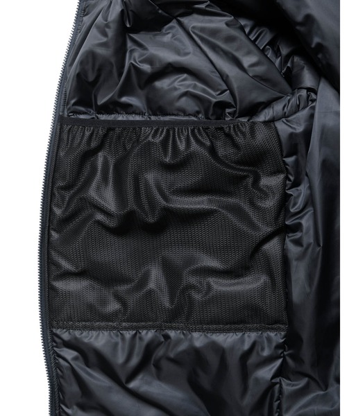 F.C.Real Bristol（エフシーレアルブリストル）の「INSULATED