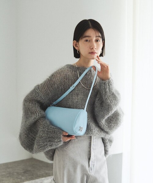 russet（ラシット）の「ソフトレザーロールショルダーバッグ