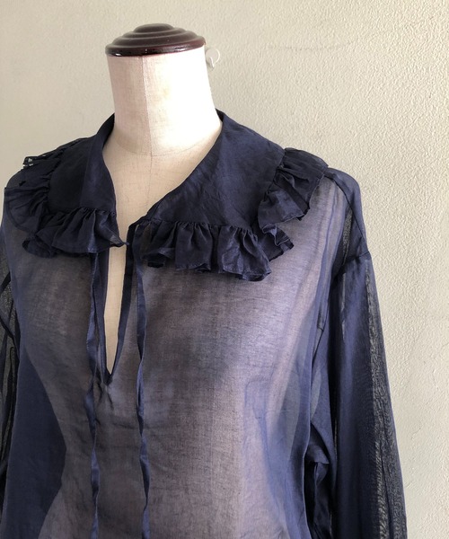 Heriter（エリテ）の「オーガンジーフリルカラーブラウス（シャツ