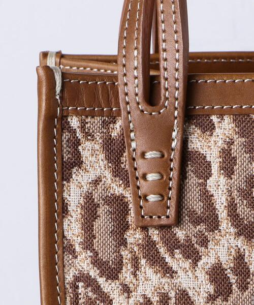 A VACATION（アヴァケーション）の「＜A VACATION（ア ヴァケーション