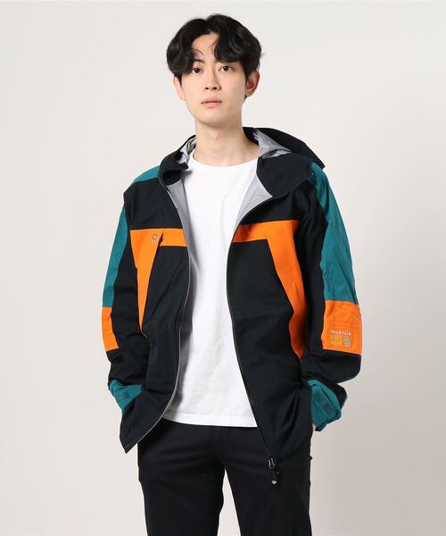 MOUNTAIN HARDWEAR（マウンテンハードウェアー）の「MOUNTAIN HARD