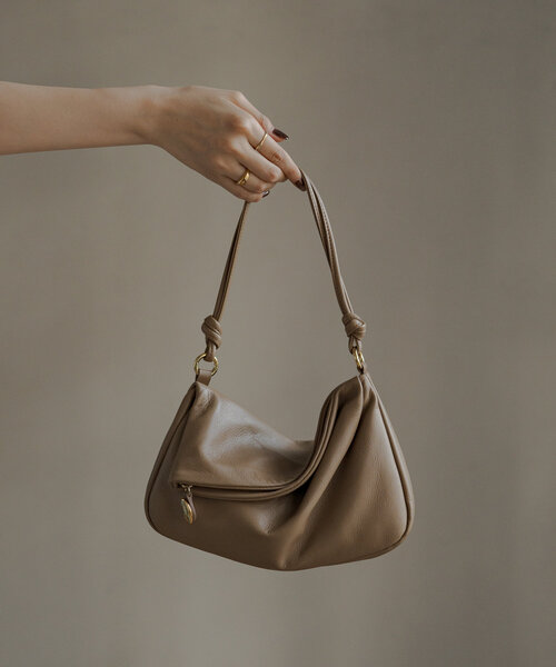 gemeil（ジェムイル）の「2wayニュアンスワンショルダーバッグ(CE-1443