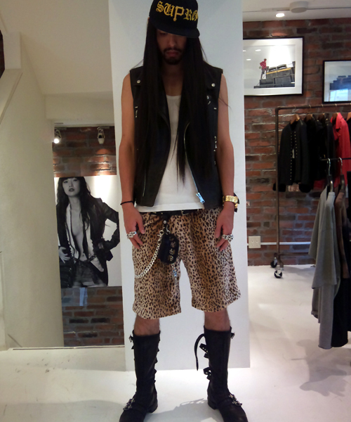 BEAMS（ビームス）の「BLACKMEANS / ナックルライターケース（アッシュ