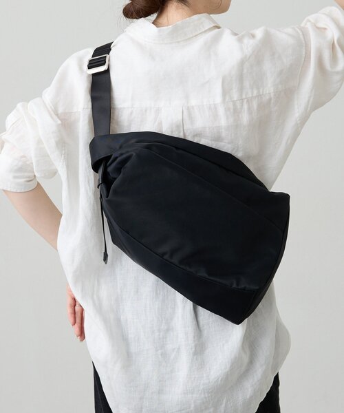 russet（ラシット）の「ナイロンマルチウェイショルダーバッグ