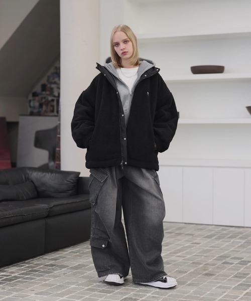 ダブルジップ比翼デザイン裏ボアリバーシブル中綿ブルゾン（ブルゾン