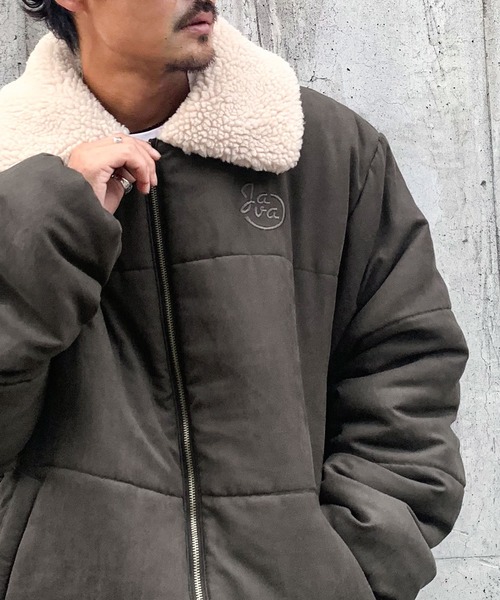 Java（ジャバ）の「《Javaジャバコラボ》軽くてあったか。襟ボア