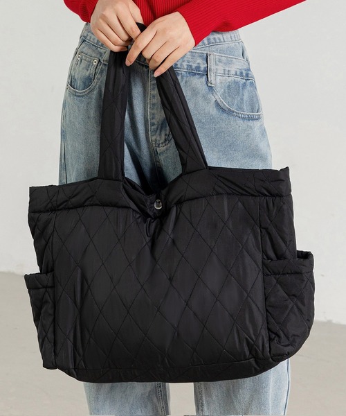 セール】【A4対応/大容量】肩掛けできるキルティングトートバッグ