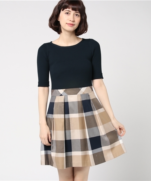 BLUE LABEL CRESTBRIDGE（ブルーレーベルクレストブリッジ）の