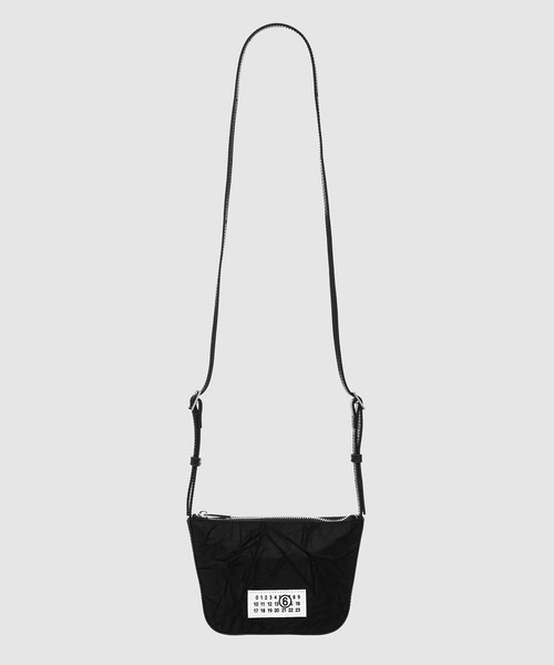 MM6 Maison Margiela（ｴﾑｴﾑｼｯｸｽ ﾒｿﾞﾝ ﾏﾙｼﾞｪﾗ）の「NUMERIC POCHETTE