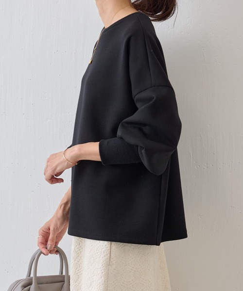 BEARDSLEY（ビアズリー）の「ダンボールパフトレーナー（Tシャツ