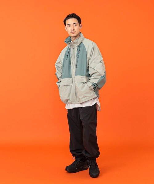 BEAMS（ビームス）の「BEAMS / 2トーン ナイロン テック ジャケット